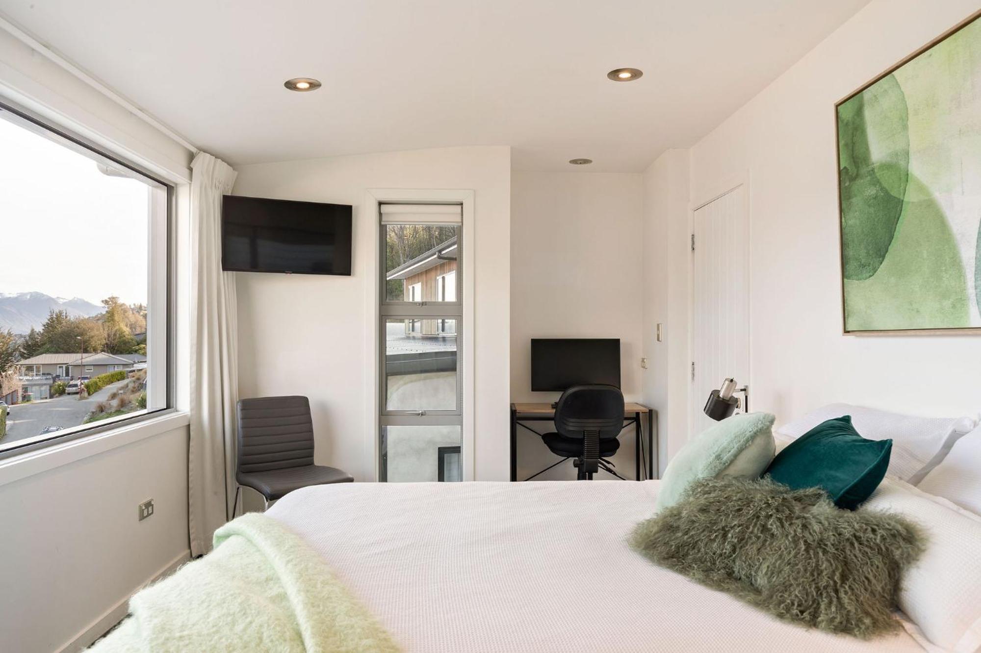 Ferienhaus Views On De La Mare Place, 3 Bdr, Free Wi-fi & Parking Queenstown